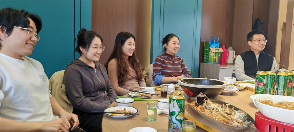 హాలిడే చీర్‌ను ముగించి, కొత్త ప్రారంభాన్ని అన్‌బాక్స్ చేస్తుంది