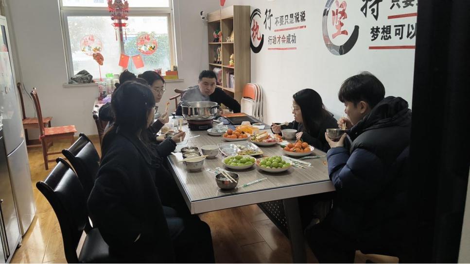 స్వీట్‌నెస్ & యూనిటీ: ZMJ ప్యాకేజింగ్ బృందం కలిసి లాంతరు పండుగను జరుపుకుంది