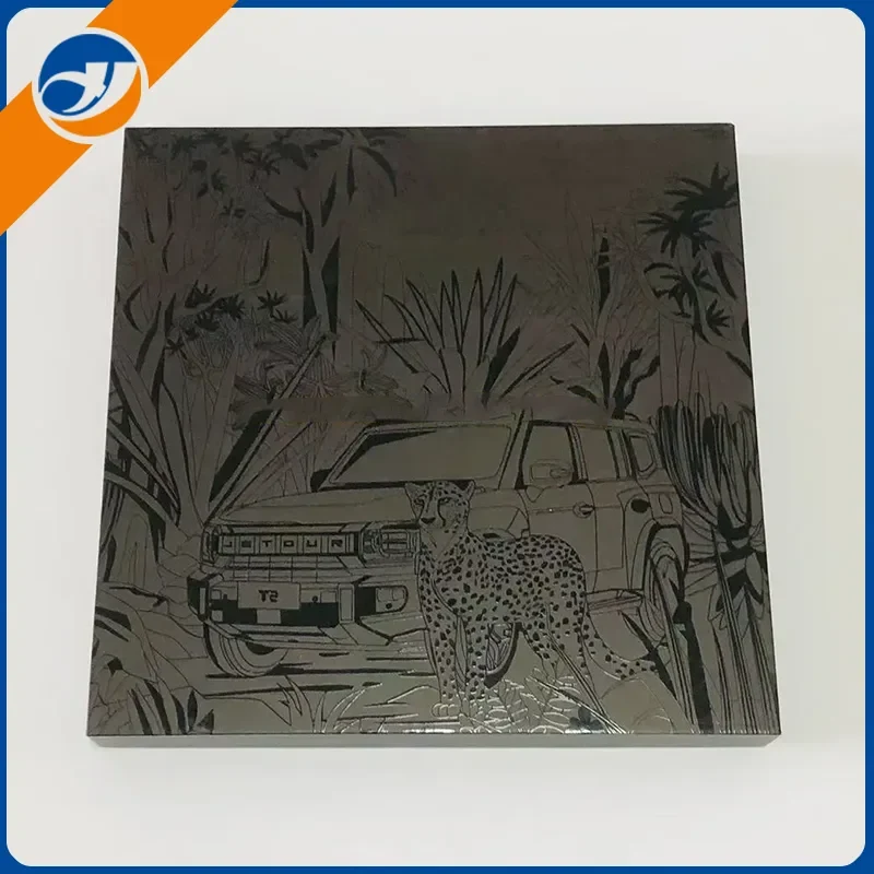 మ్యాట్ ఎంబాసింగ్ బ్లాక్ గిఫ్ట్ బాక్స్